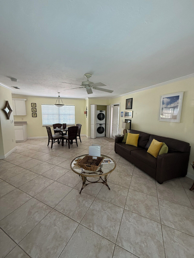 Others 5, Siesta Key Inn, Sarasota