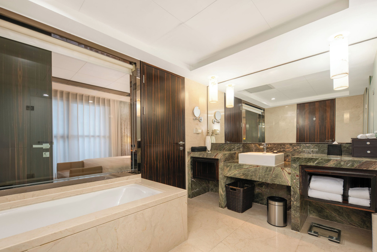 Bathroom 4, Shanghai QILU Hotel, Shanghai