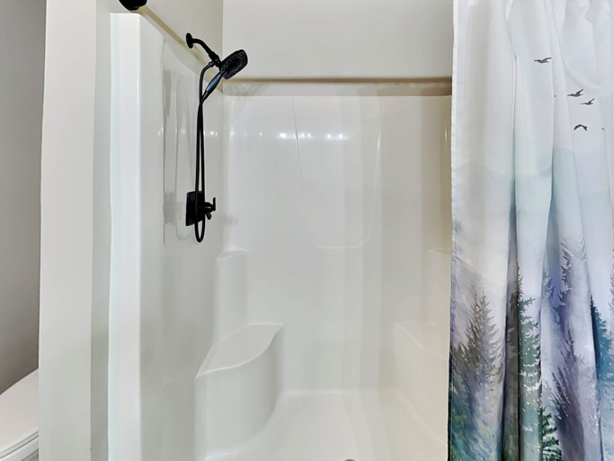 Bathroom 3, Sunset Bluff by Taylor Made Deep Creek, Garrett