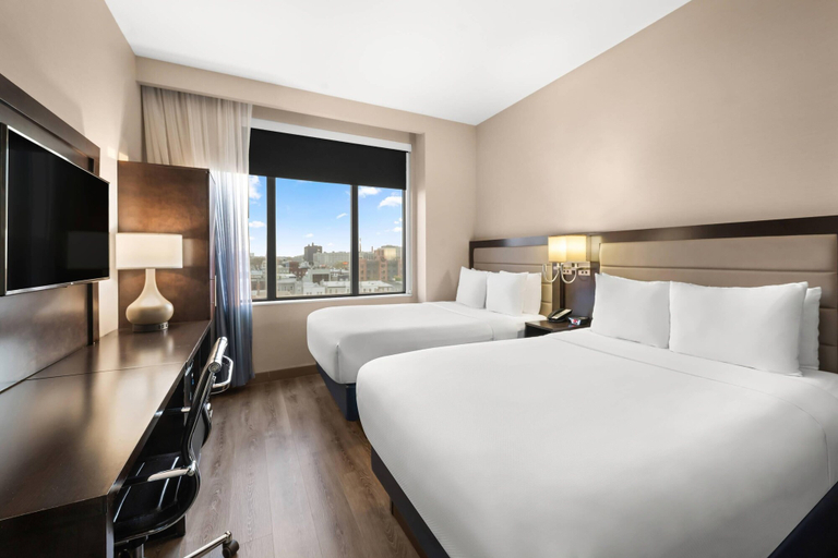 Bedroom 3, Comfort Inn Prospect Park - Brooklyn, New York