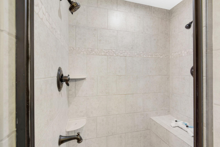 Bathroom 3, Gulf Highlands 220, Bay