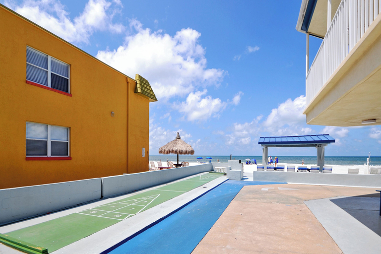Sport & Beauty, Sea Rocket by Distinctive Beach Rentals, Pinellas