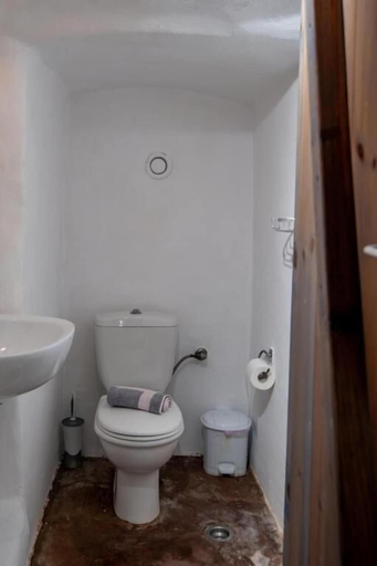 Bathroom 4, Atlantis Houses, South Aegean