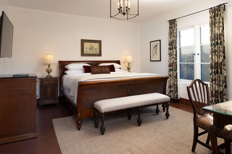 Bedroom 4, Arizona Inn, Pima