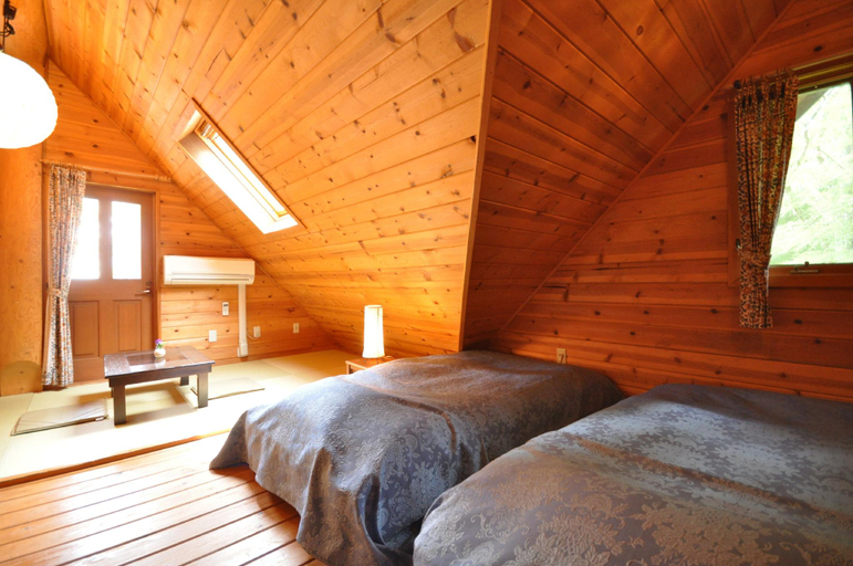 Bedroom 2, OKAYAMA HIRUZEN villas Peter Pan, Maniwa