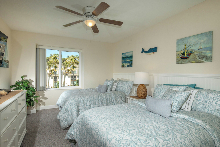 Bedroom 3, Oceanside Beach Condos, San Diego