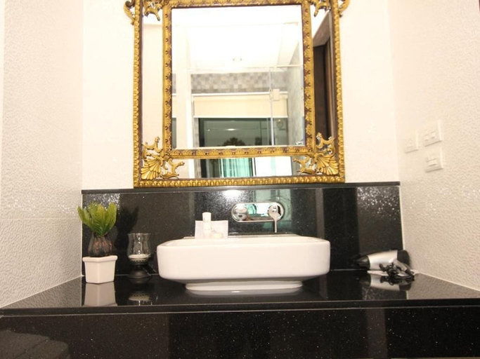 Bathroom 5, I Calm Resort, Cha-Am