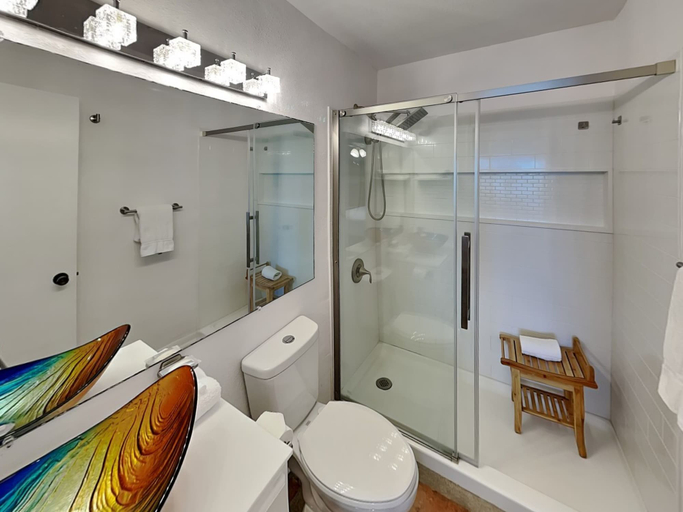 Bathroom 3, Cozy Coastal Repose by Silver Sands Vacation Rentals, Nueces