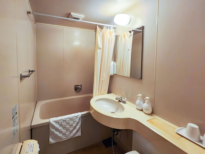Bathroom 4, Hotel Himeji Hills, Himeji