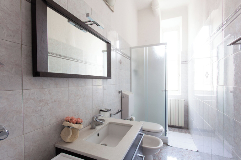 Bathroom, Italianway - Villoresi, Milano