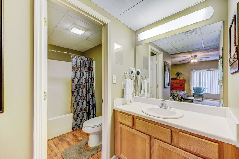 Bathroom 3, Whispering Pines by Jackson Mountain Rentals, Sevier