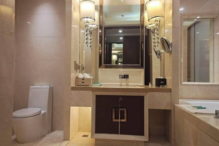 Bathroom 4, DIANNAN PHOENIX HOTEL, Honghe Hani and Yi