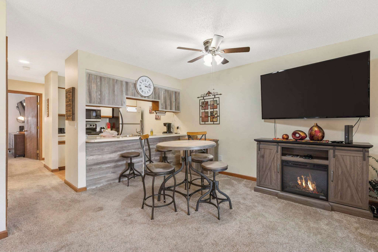 Others 5, The Cozy Place - Pointe Royale Condo Perfect for Couples!, Taney