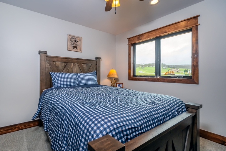 Bedroom 3, Lucky Bear Lakeside by Taylor Made Deep Creek, Garrett