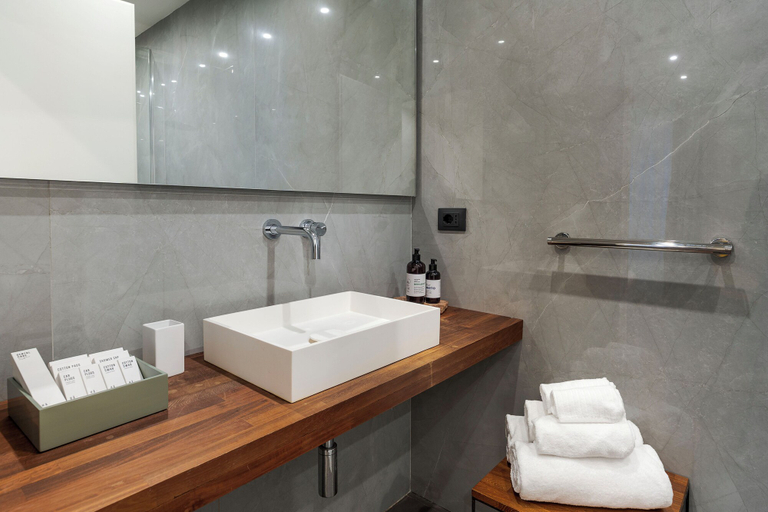 Bathroom 5, Habitat Boutique Hotel, Catania