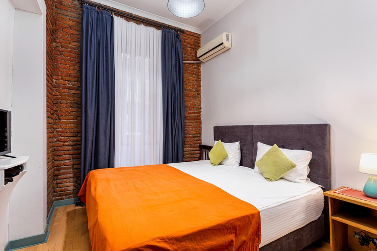 Bedroom 5, Ethno Sololaki, Tbilisi