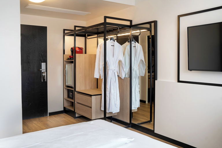 Bedroom 2, Hotel München City Center affiliated by Meliá, München