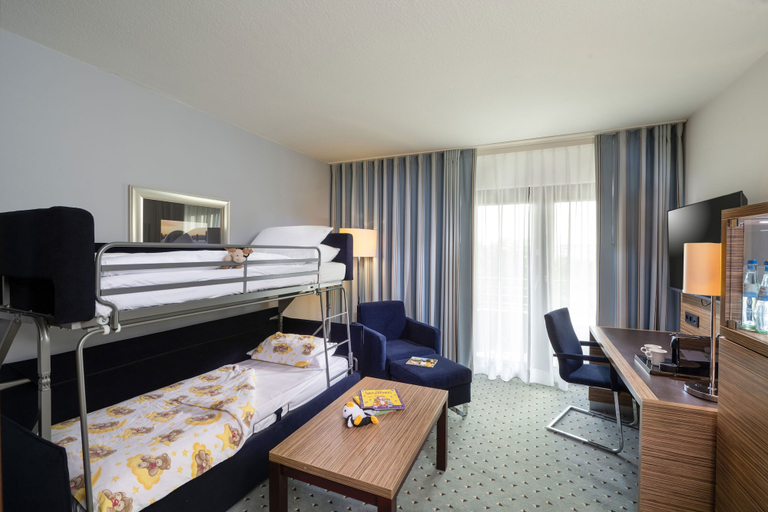 Bedroom 3, Maritim Hotel Darmstadt, Darmstadt
