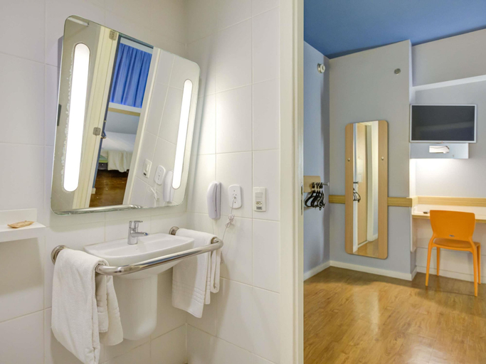 Bathroom 5, ibis budget Rio de Janeiro Nova America, Rio de Janeiro