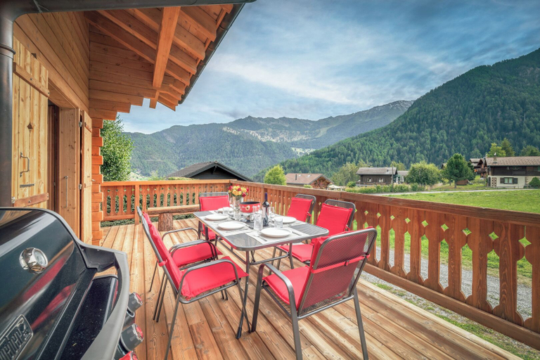 Others 5, Chalet Papin, Martigny