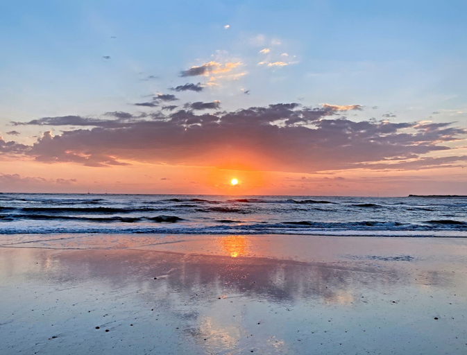 Beach 5, Home 1 Block From 2 Beaches W/private Pool, High-speed Wifi & Central AC, Saint Johns
