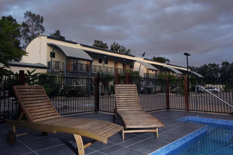 Sport & Beauty 4, Novena Palms Motel, Northgate