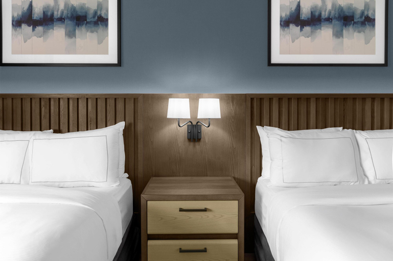 Bedroom 3, Doubletree Hotel South Bend, Saint Joseph