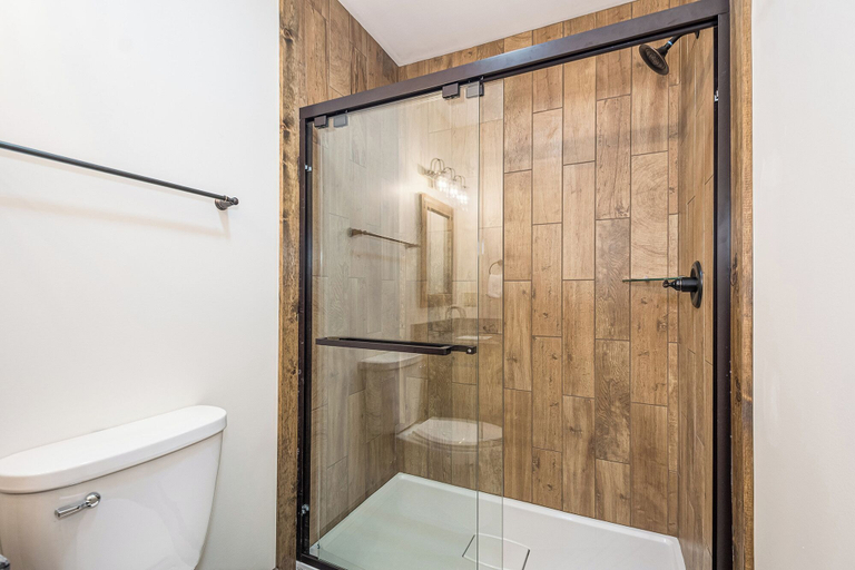 Bathroom 3, Honey Bear Hideaway by Taylor Made Deep Creek, Garrett
