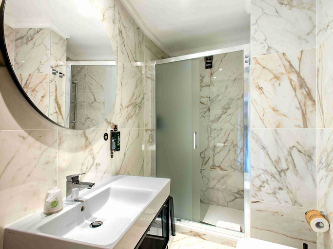 Bathroom 5, B&B Hotel Firenze Laurus al Duomo, Florence