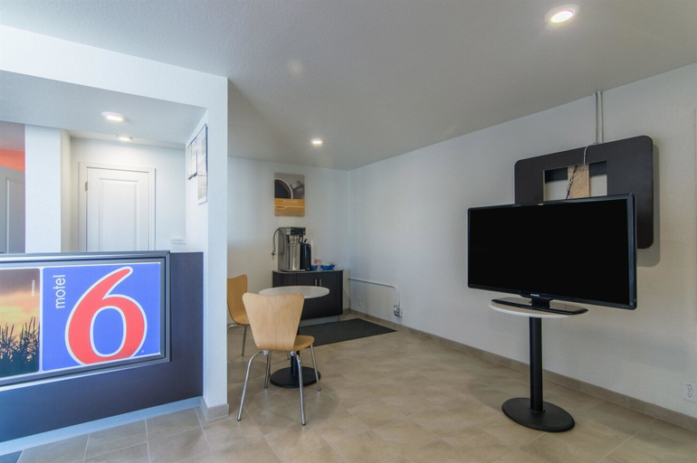 Others 5, Motel 6 Liberal, KS, Seward