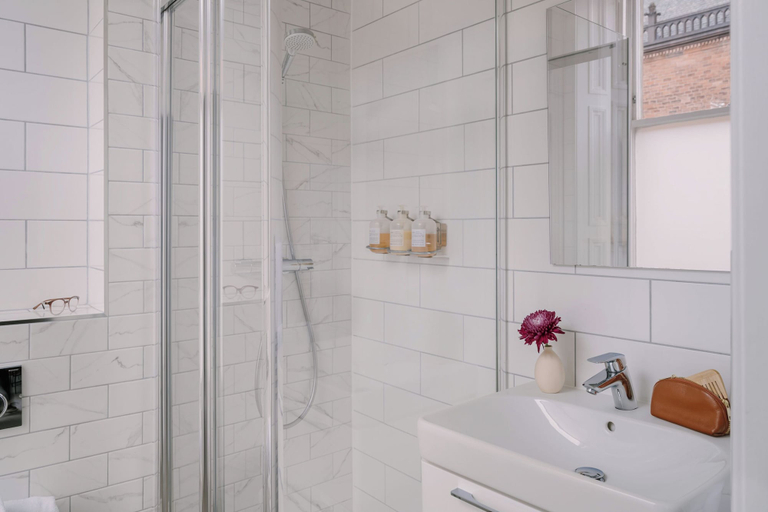 Bathroom 4, Royal Garden Apartments New Town, Edinburgh