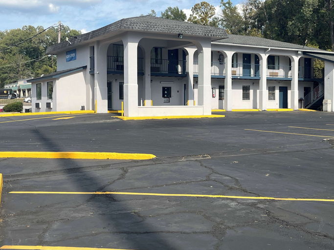 Exterior & Views 1, Motel 6 Vicksburg, MS, Warren