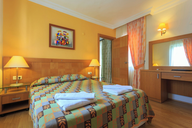 Bedroom 4, Orka World Hotel & Aquapark, Fethiye