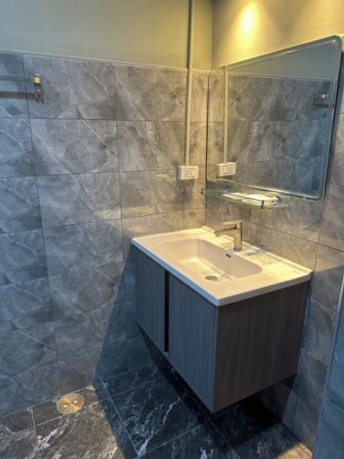 Bathroom 3, Kata Leaf Resort, Phuket Island