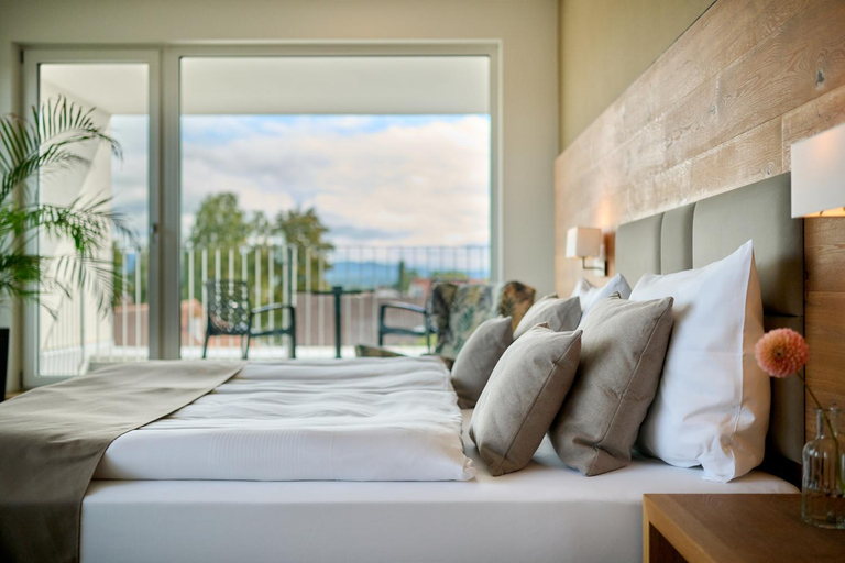 Bedroom 2, Buchners Hotel & Restaurant, Straubing-Bogen