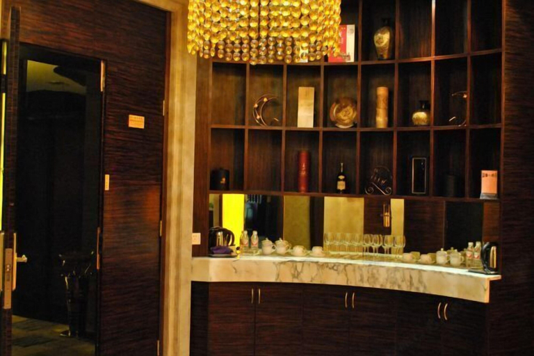 Bathroom 3, Yufeng International Hotel, Xiaogan