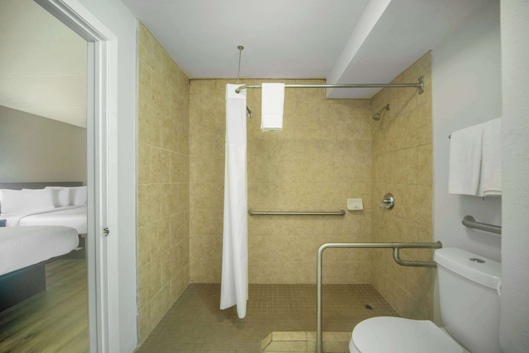 Bathroom 4, Motel 6 San Antonio, TX – I-35 North Corridor, Bexar