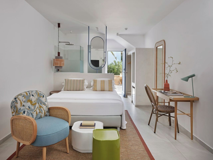 Bedroom 4, Myconian Sunrise Relais & Chateaux Hotel, South Aegean