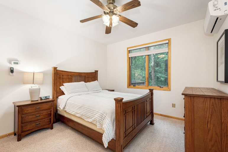 Bedroom 2, Wooded Bliss by Taylor Made Deep Creek, Garrett