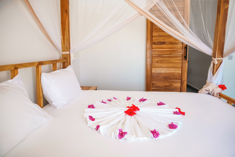 Bedroom 3, AHG Sun Bay Mlilile Beach Hotel, Kaskazini 'A'