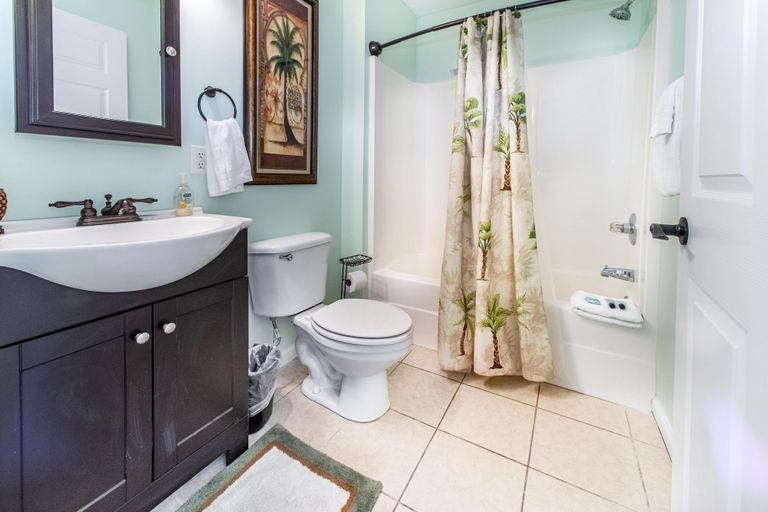 Bathroom 3, Merrimac Resort #32, Bay