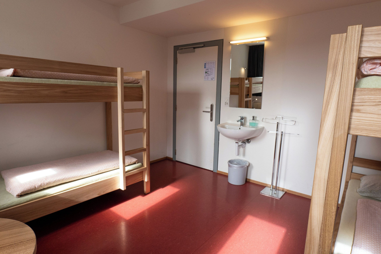 Bathroom, Youth Hostel Kreuzlingen, Kreuzlingen