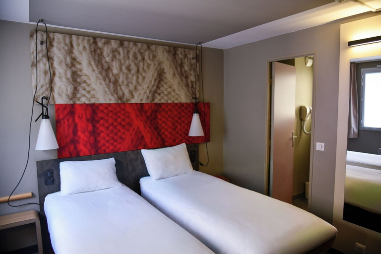 Bedroom 3, ibis Paris Canal Saint-Martin, Paris