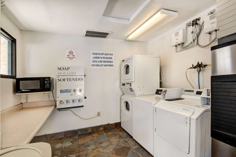 Others 5, Motel 6 Dallas, TX - Forest Lane, Dallas