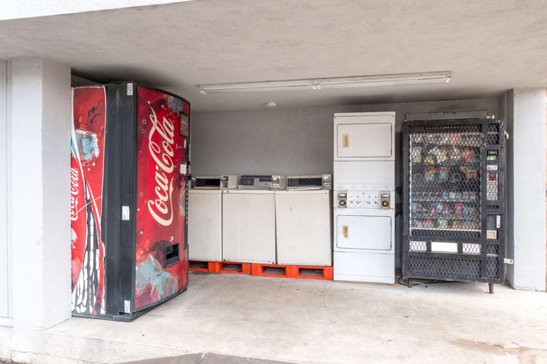 Food & Drinks 5, Studio 6 San Antonio, TX - Fort Sam Houston Area, Bexar