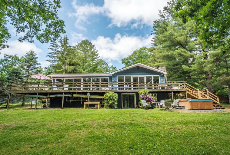 Exterior & Views 2, Just Around the Dilly by Taylor Made Deep Creek, Garrett
