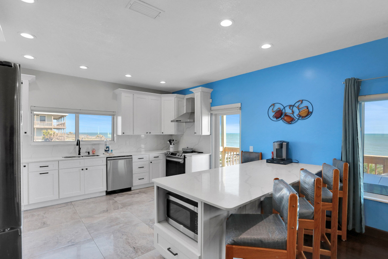 Private kitchen 3, Immaculate, Modern Stay Steps to Beach With Amazing Ocean Views, Flagler