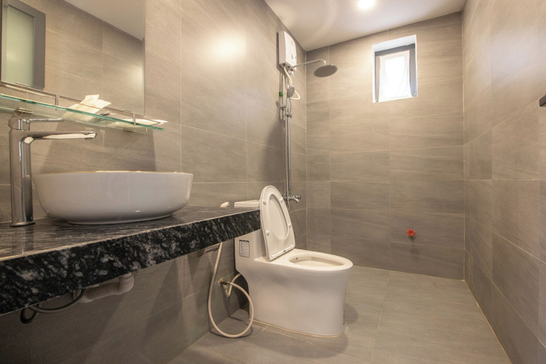 Bathroom 4, Hung Vuong Resort, Phú Quốc