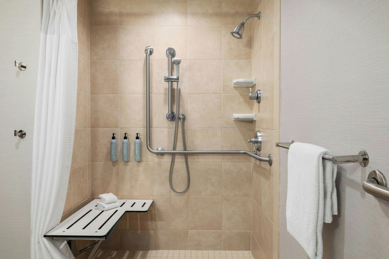 Bathroom 4, Courtyard Marriott Ankeny, Polk