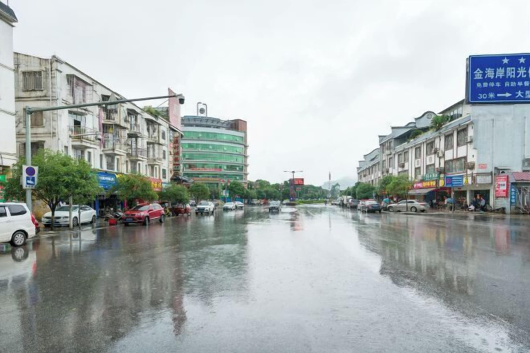 Exterior & Views 2, Jinhai'an Sunshine Holiday Hotel, Guilin